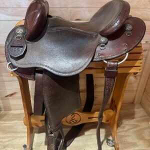 Western barrel racing saddle Canada