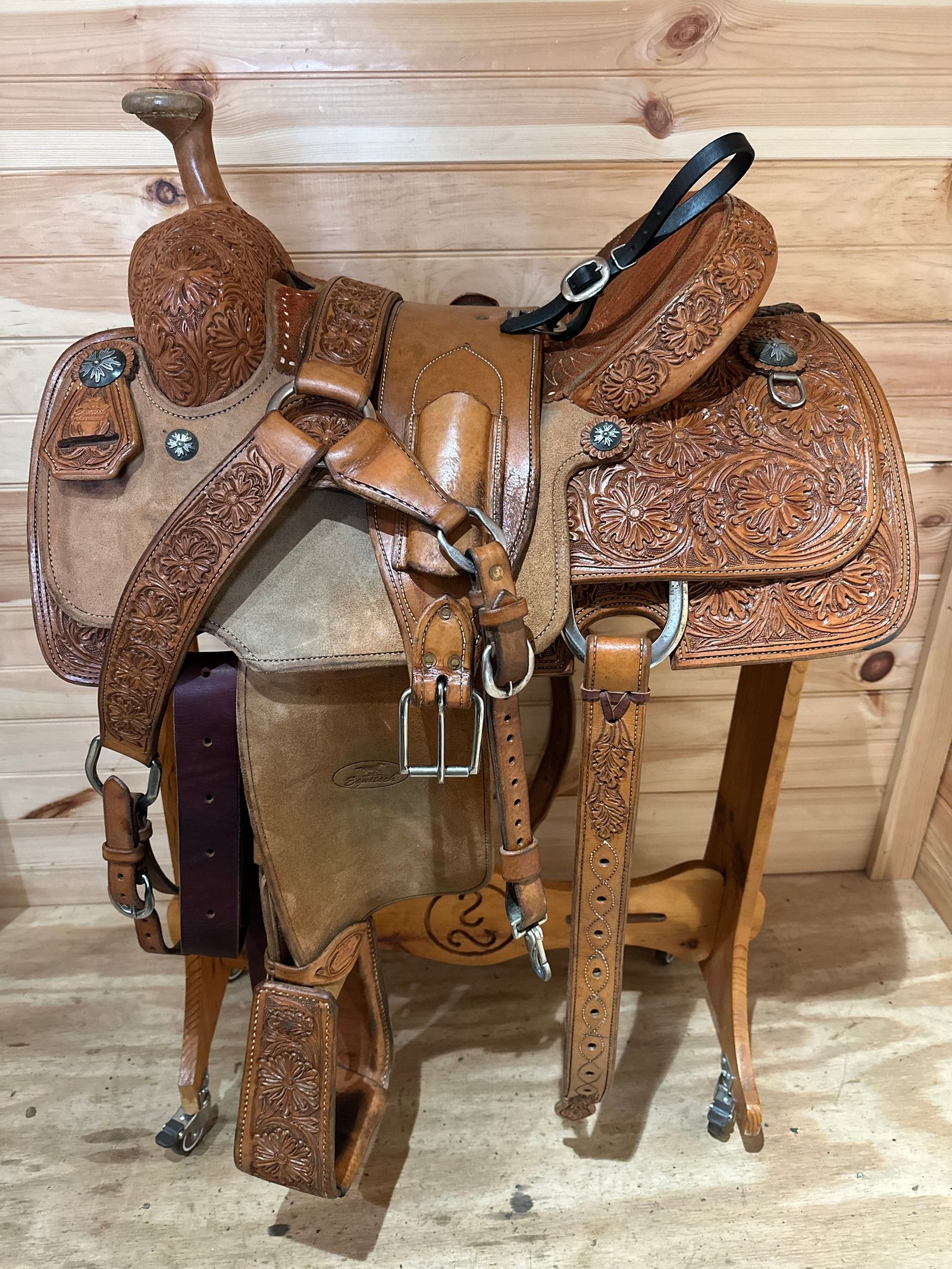 Equitech Team Roper saddle for sale USA