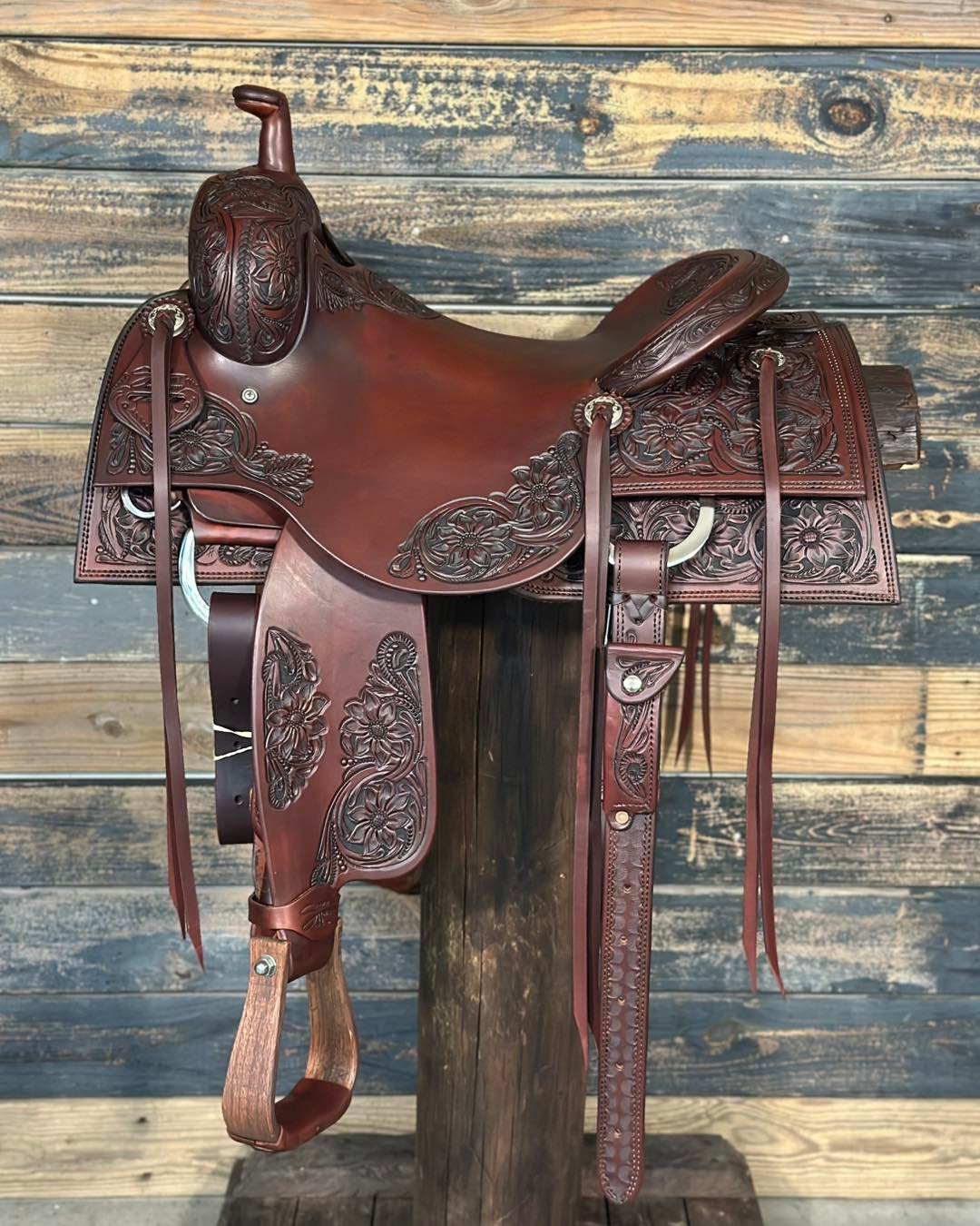 buy 16'5" custom cowhorse saddlebags